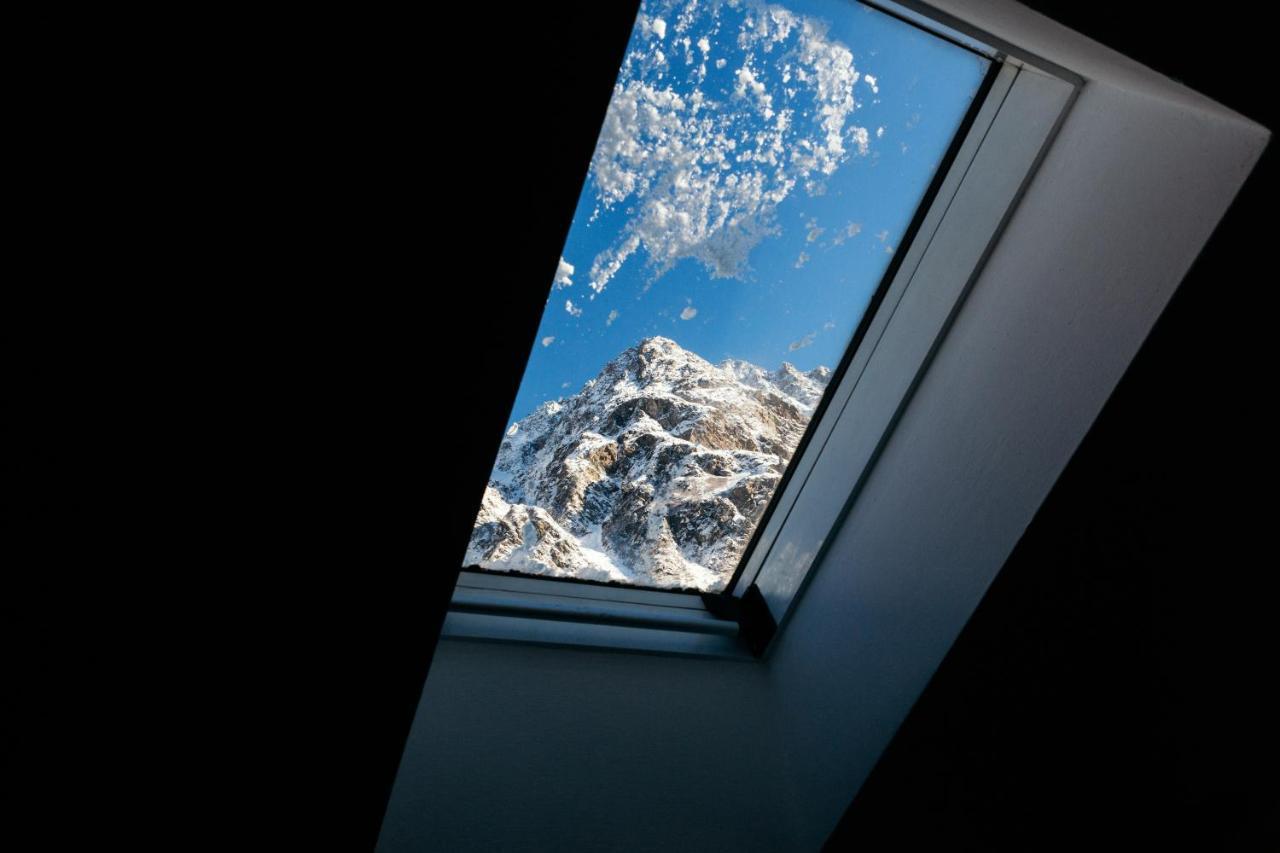 Pension Steinkogel Sankt Leonhard im Pitztal Exterior photo