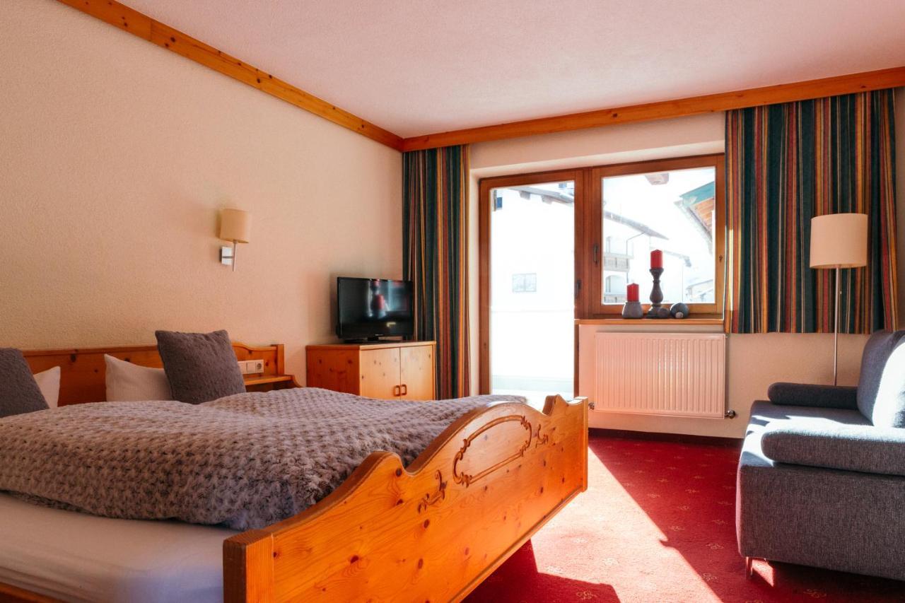 Pension Steinkogel Sankt Leonhard im Pitztal Exterior photo